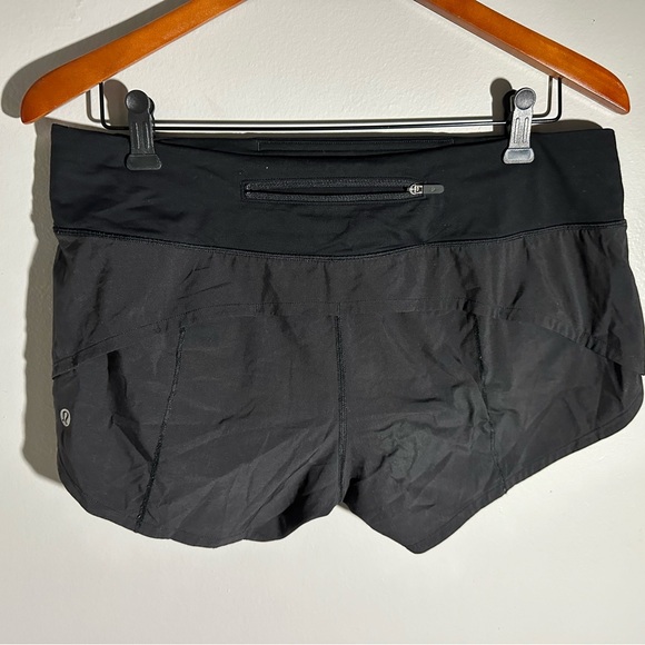 Lululemon run times short 4” inseam size 8 - Picture 2 of 3